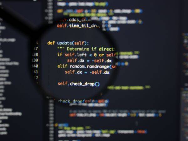 Automatyzacja zadań codziennych: Jak Python upraszcza życie programistów